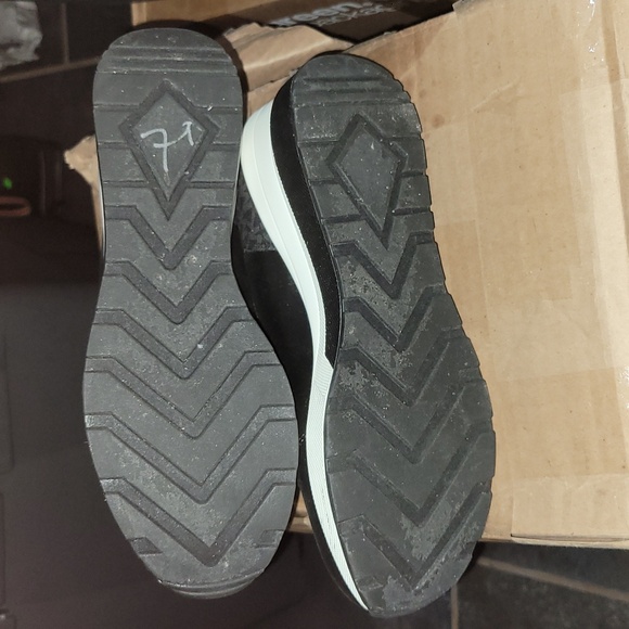 Michael Kors Stretch-Knit Sock Sneakers Size 9 Basically New - Picture 6 of 7